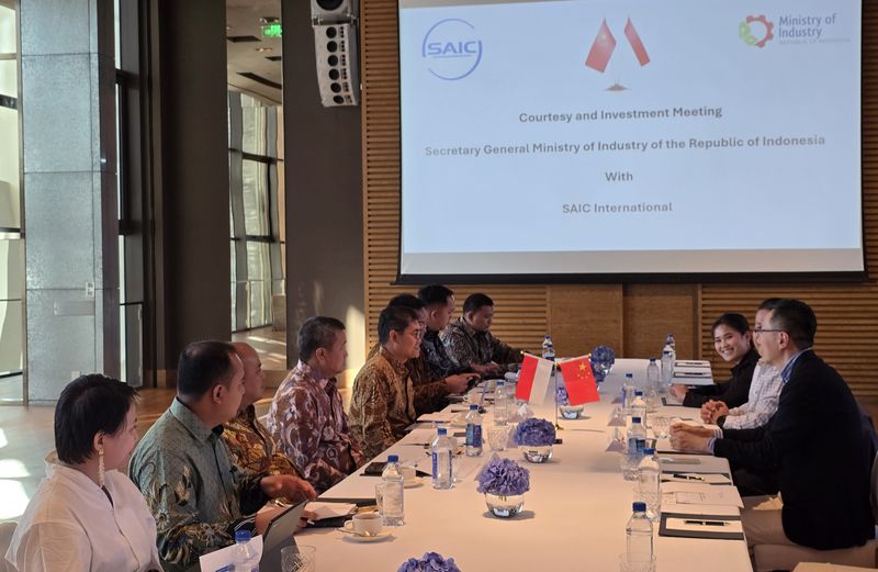 Array,Pemerintah Ramu Insentif Baru untuk Kendaraan Komersial Listrik di RI