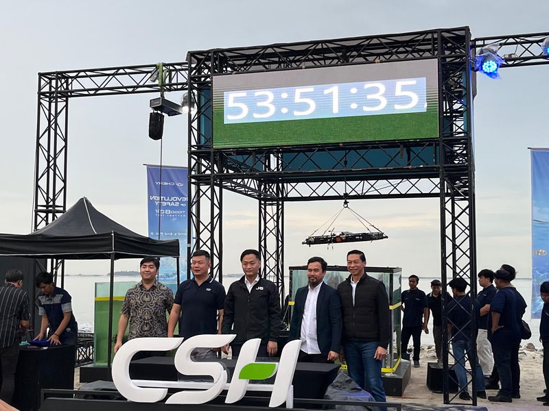 Array,Direndam Air Laut 53 Jam, Ini Hasil Pengujian Baterai Mobil Hybrid Chery!