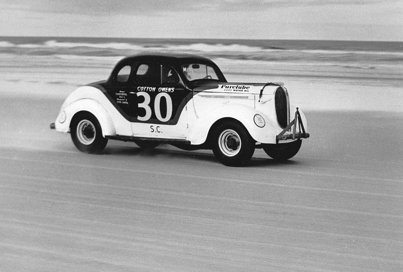 antique car - Cotton Owens 30 s.c.. Furclube