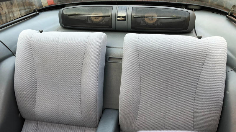 14. Non-Working Rear Speakers