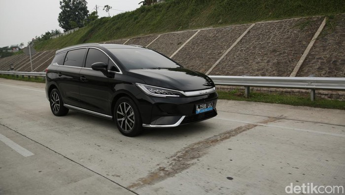 Array,Setahun di Indonesia, Ini Keluhan Pengguna Soal BYD M6