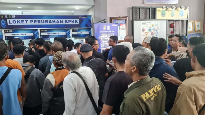 Array,Buruan! Hari Ini Terakhir Pemutihan Pajak Kendaraan, Tak Bayar Denda-Tunggakan