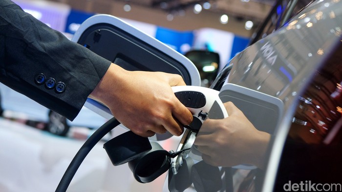 Array,Sanksi Jika BYD cs Tak Penuhi Komitmen Produksi di Indonesia