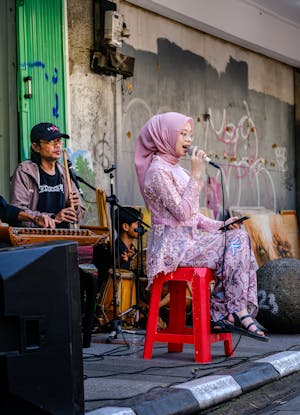 Anisa Hardian