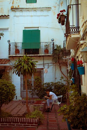 Isabel Santos