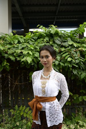 Tika Kurniawan