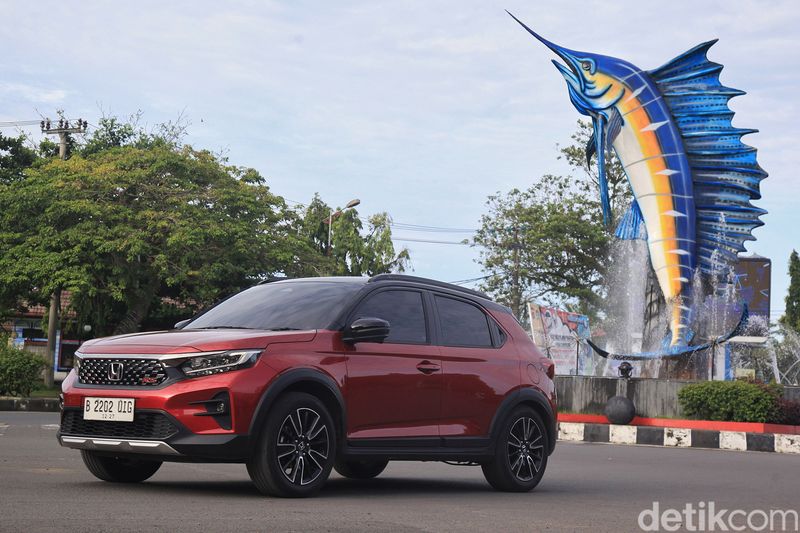 Array,Mana yang Lebih 'Aman': Suzuki Fronx vs Raize-Rocky dan Honda WR-V?