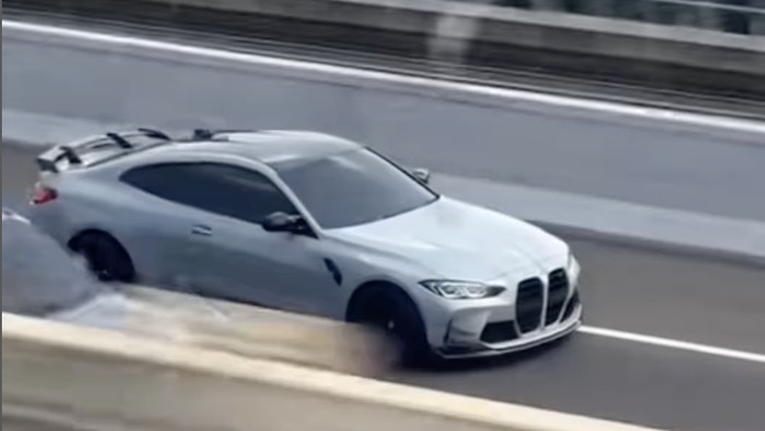 Array,Polisi Panggil Pemilik BMW yang Adu Cepat dengan Whoosh di Tol MBZ