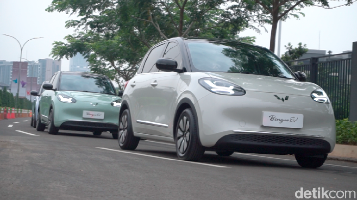 Array,Wuling BingouEV Diskon Rp 178 Juta, tapi....