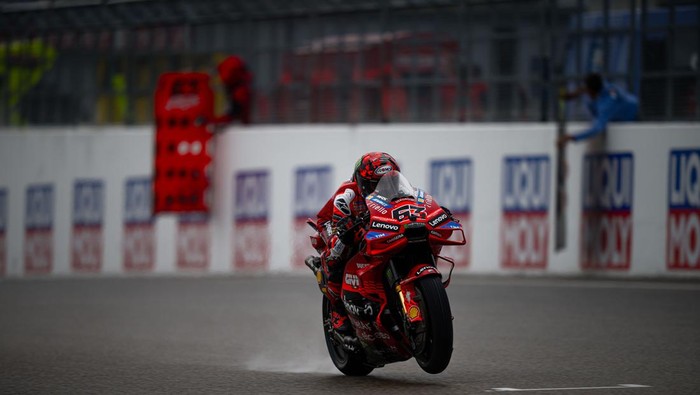 Array,Bagnaia Kecewa Banget!