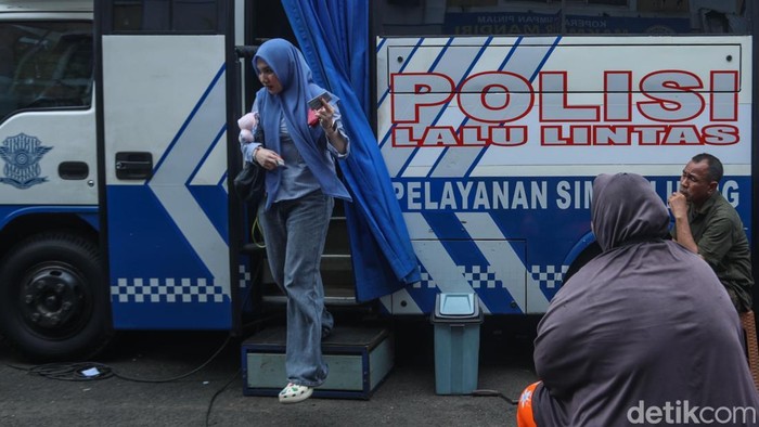 Array,Selain BPJS Kesehatan, Bikin SIM Juga Wajib Punya Sertifikat Kursus Mengemudi