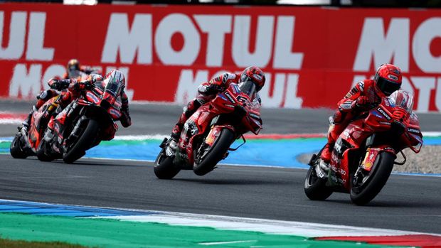 Array,Sprint Race MotoGP Austria 2025: Marquez Juara, Bagnaia Gagal Finis!