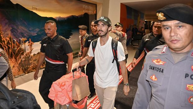 Array,Rombongan Pebalap MotoGP Mulai Mendarat di Lombok