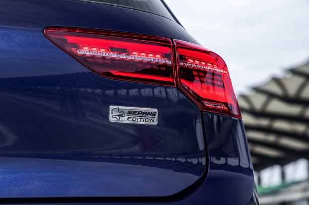 Volkswagen_Golf_GTI_Sepang_Edition_Emblem_Rear_Right Volkswagen_Golf_GTI_Sepang_Edition_Emblem_Rear_Right