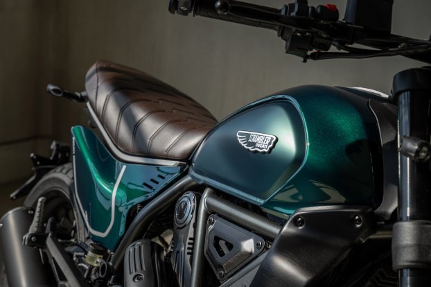 2026 Dcuati Scrambler Nightshift Emerald Green - 10 2026 Dcuati Scrambler Nightshift Emerald Green - 10