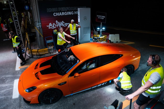 Mercedes-AMG Concept AMG GT XX world record distance EV-39 Mercedes-AMG Concept AMG GT XX world record distance EV-39