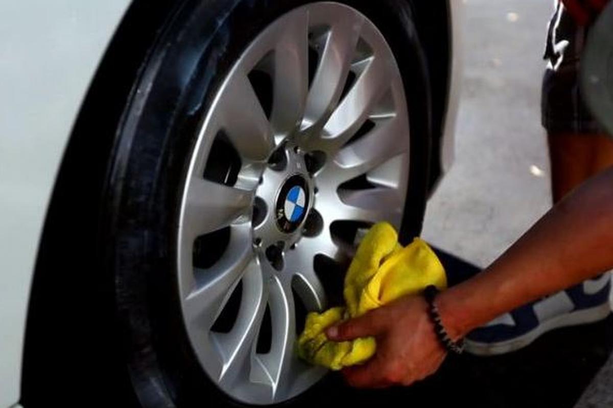 Ban mobil, semir ban, minyak, Semir ban, getas, ban mobil, Semir Ban, Semir Ban: Kecantikan yang Mengancam Ketahanan Karet
