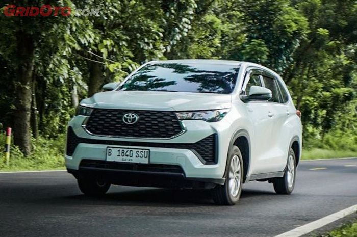 toyota, Astra Credit Companies (ACC), innova zenix, Zenix, Skema kredit Innova zenix, Cicilan Innova Zenix Hybrid Tipe Termurah, Tiap Bulan Setor Segini