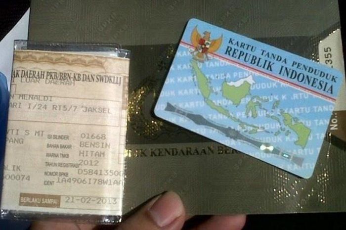 stnk, pajak kendaraan, samsat, Bayar Pajak Tanpa KTP, Selama Ini Salah Sangka, Sebenarnya Samsat Tak Butuh KTP Saat Bayar Pajak Kendaraan