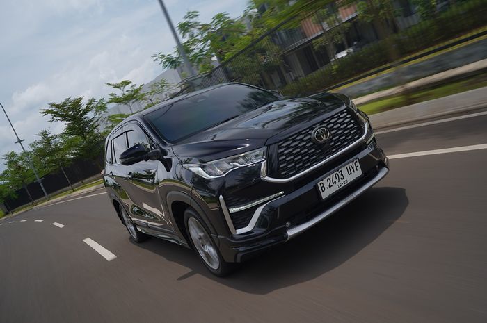 toyota, innova zenix, kijang innova zenix, diskon innova zenix, Harga Innova Zenix, Dealer Kasih Diskon Gila-gilaan, Innova Zenix Jadi Segini Harganya
