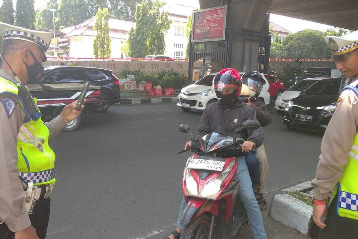 ETLE, pelanggaran lalu lintas, kamera ETLE, kamera etle, bayar tilang, Pelanggar Lalu Lintas dari Luar Jakarta Tetap Bisa Kena Tilang ETLE