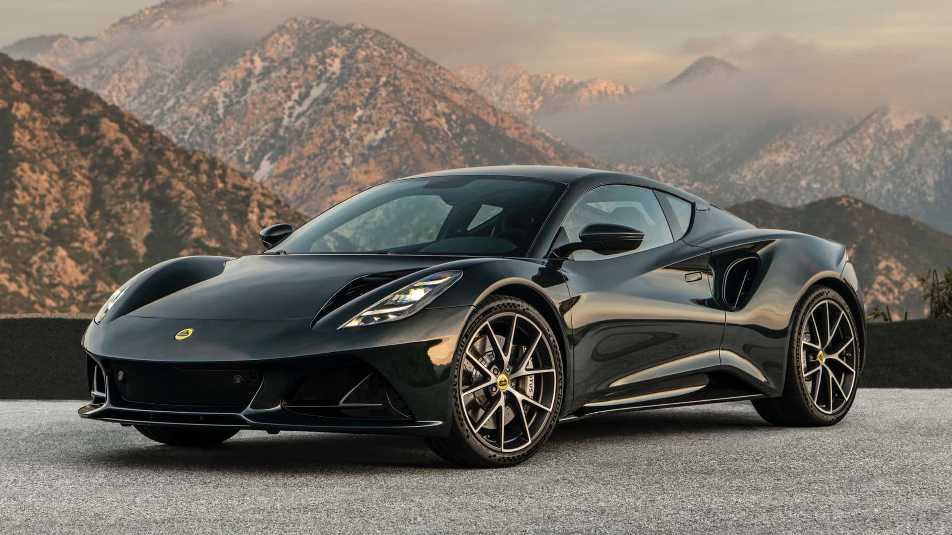 Lotus Emira