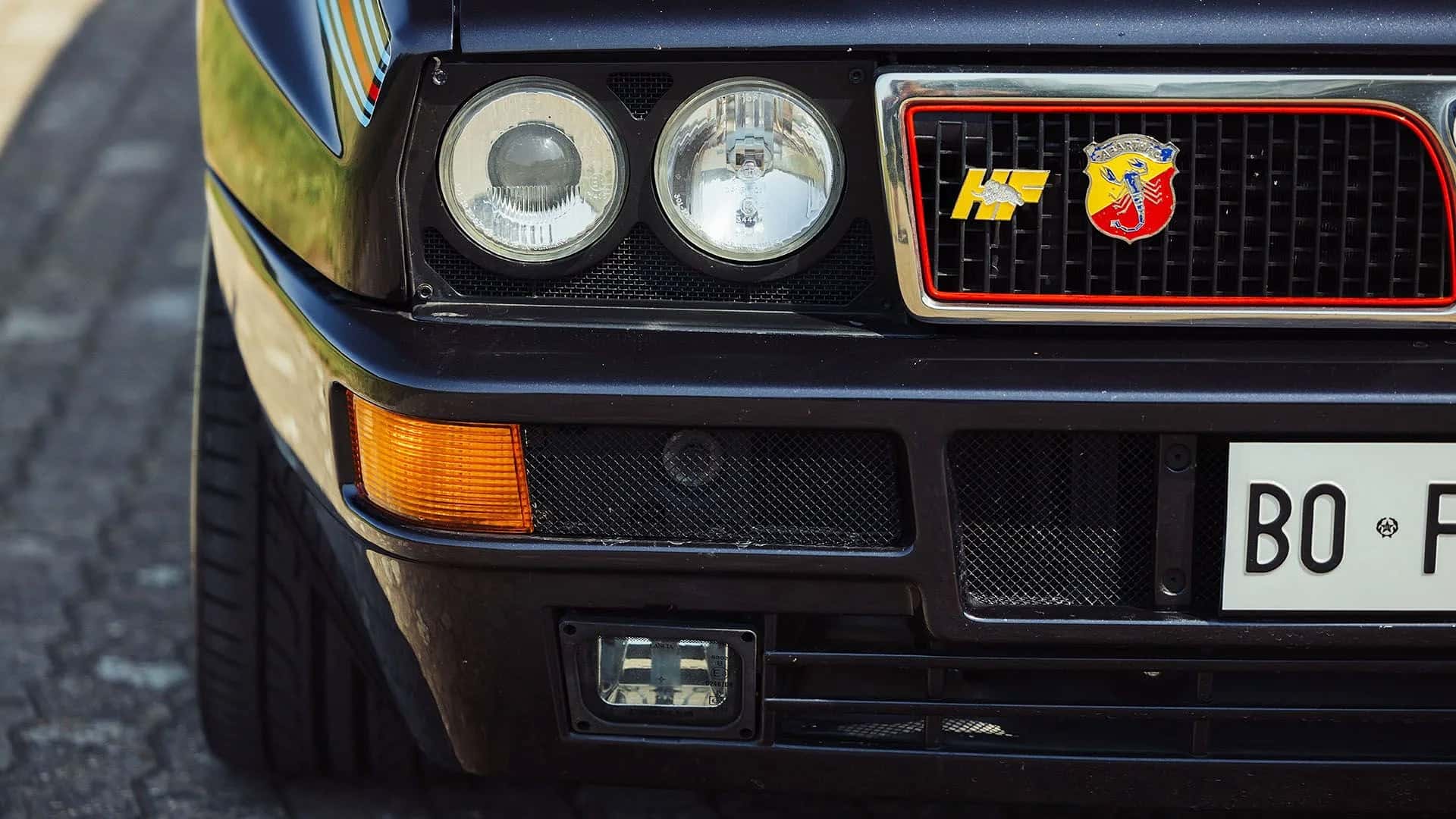 Lancia Delta HF Integrale Evo Martini 5 (1992), negro Vasco Rossi