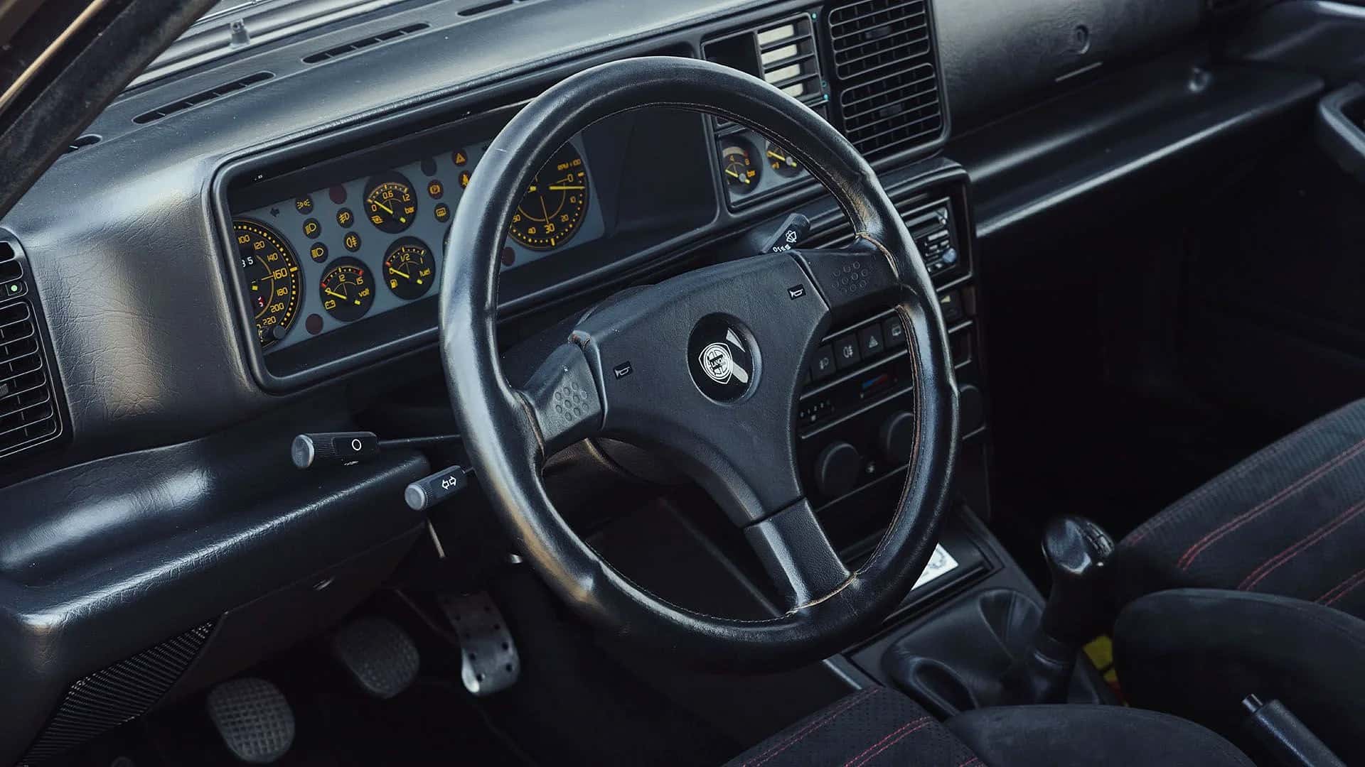 Lancia Delta HF Integrale Evo Martini 5 (1992), negro para Vasco Rossi