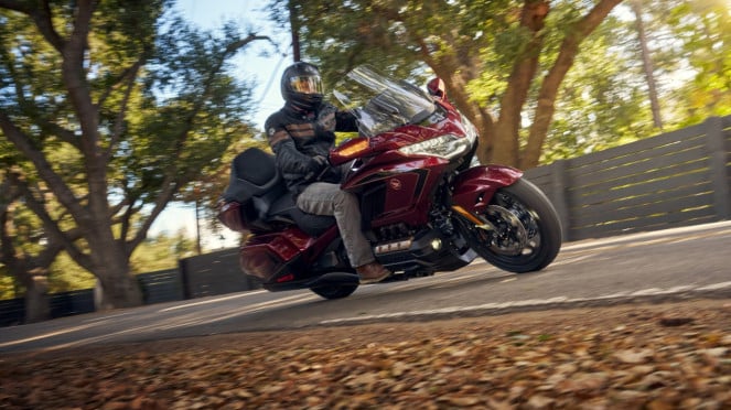 Honda Gold Wing edisi khusus 50 tahun Honda Gold Wing edisi khusus 50 tahun