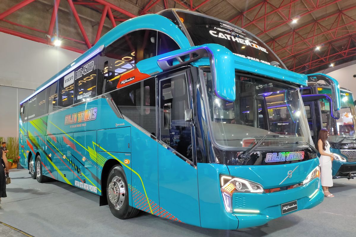 Bus AKAP, PO Raja Trans, bus AKAP, toilet bus, bus baru, Bus Sulawesi, PO Raja Trans Berani Tampil Beda, Bus AKAP Sulawesi yang Pakai Toilet