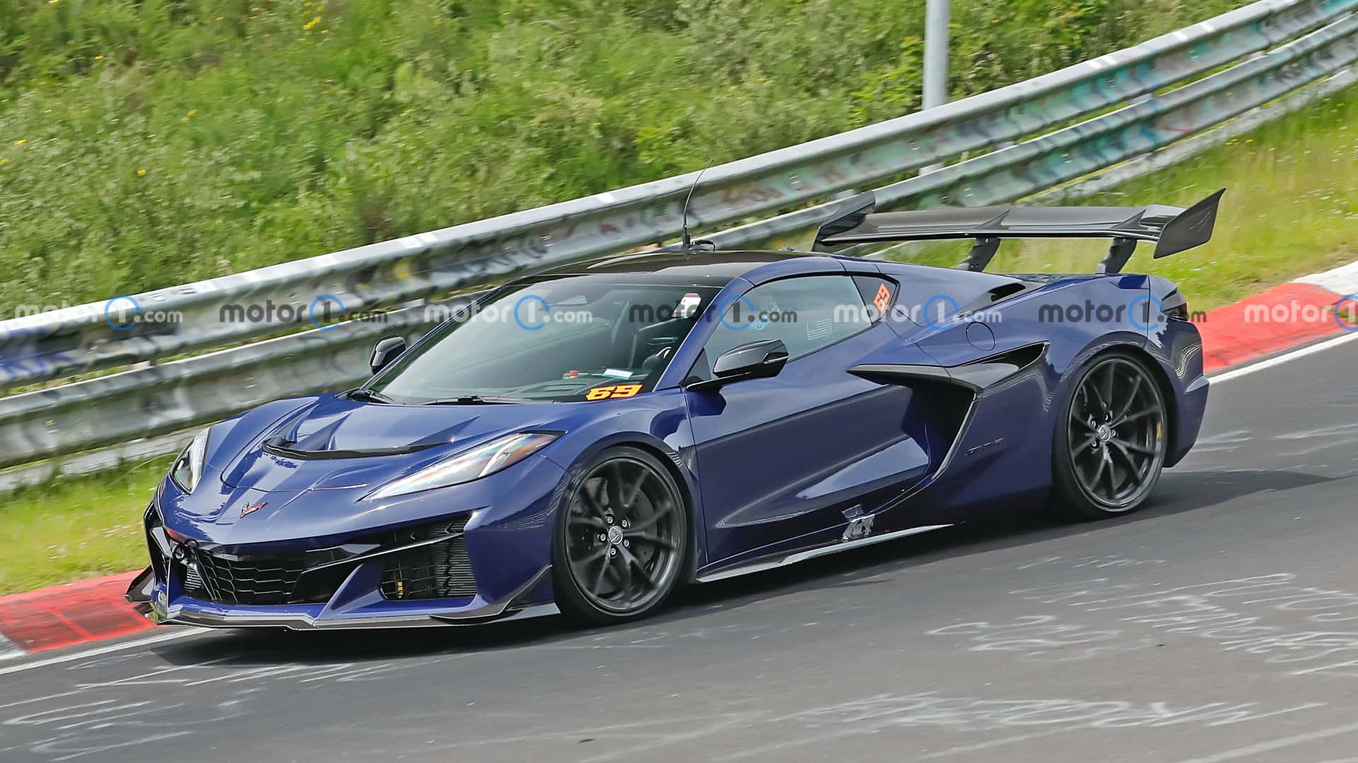 2026 Chevrolet C8 Corvette Zora spy shots undisguised exterior 17