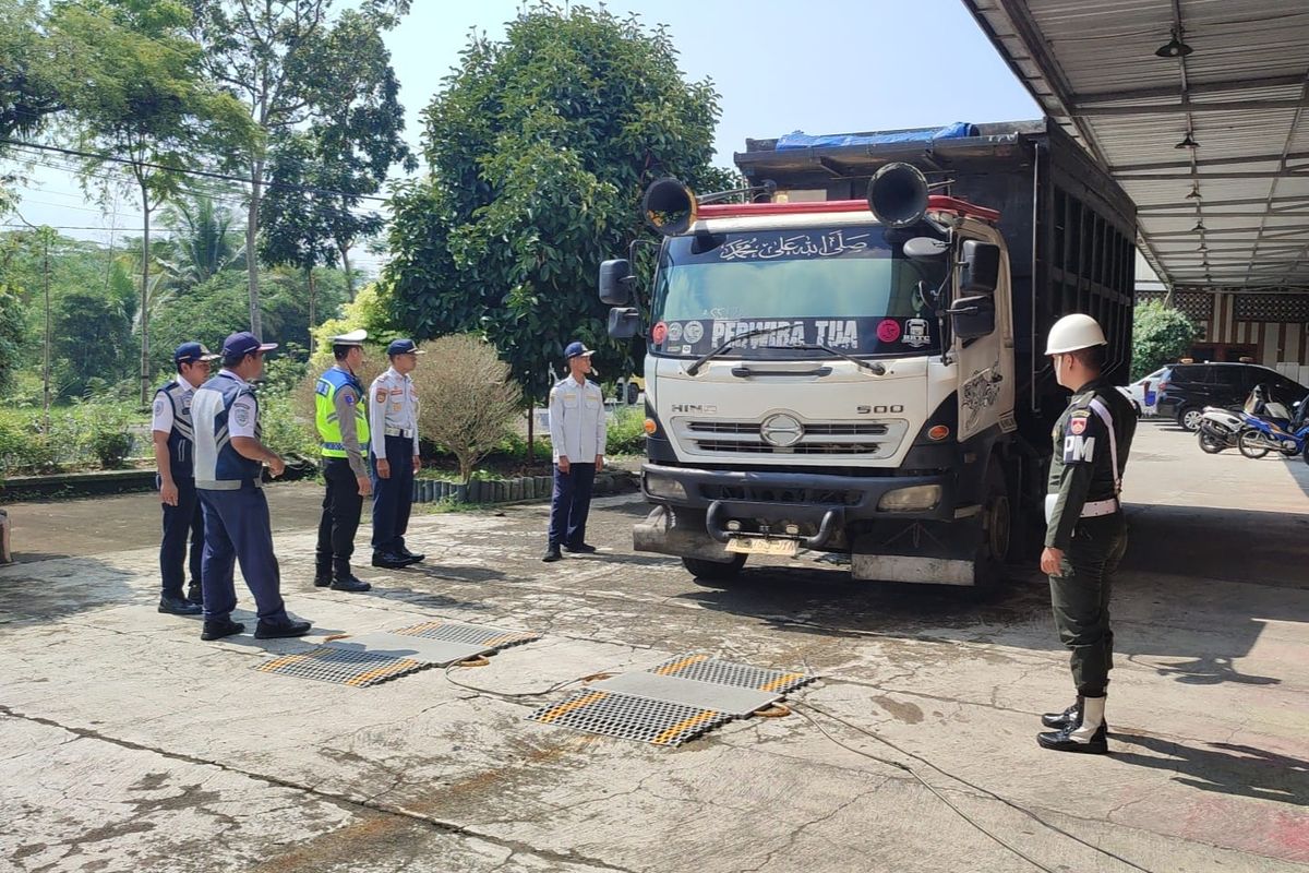 truk, ODOL, Truk, truk barang, Truk ODOL, over dimension over load, Jasa Marga: Pelanggaran Lalu Lintas karena Truk ODOL Masih Banyak