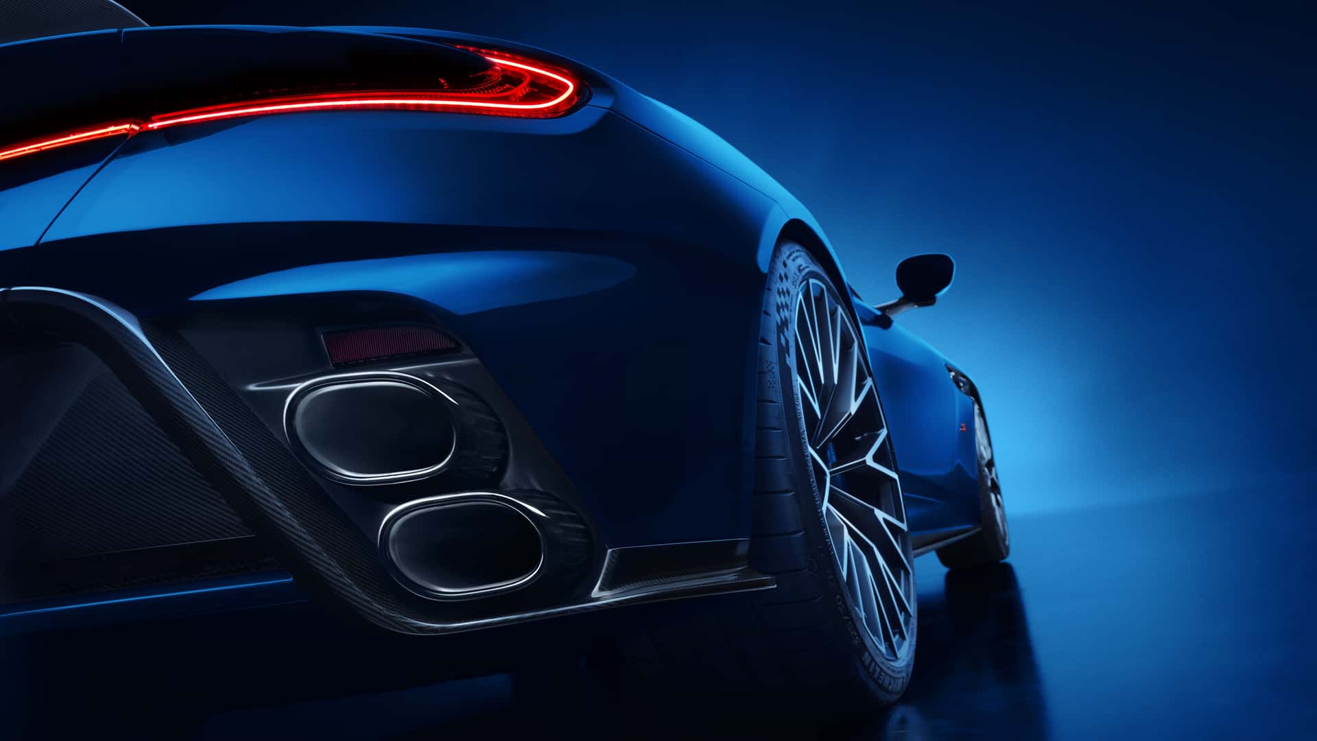 Aston Martin DB12 S Tailpipes