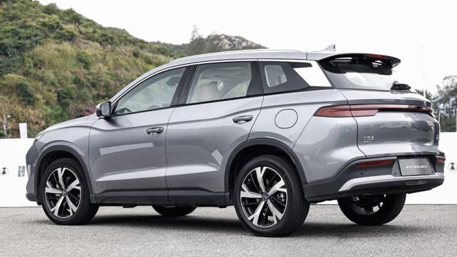 BYD Sealion 5 PHEV