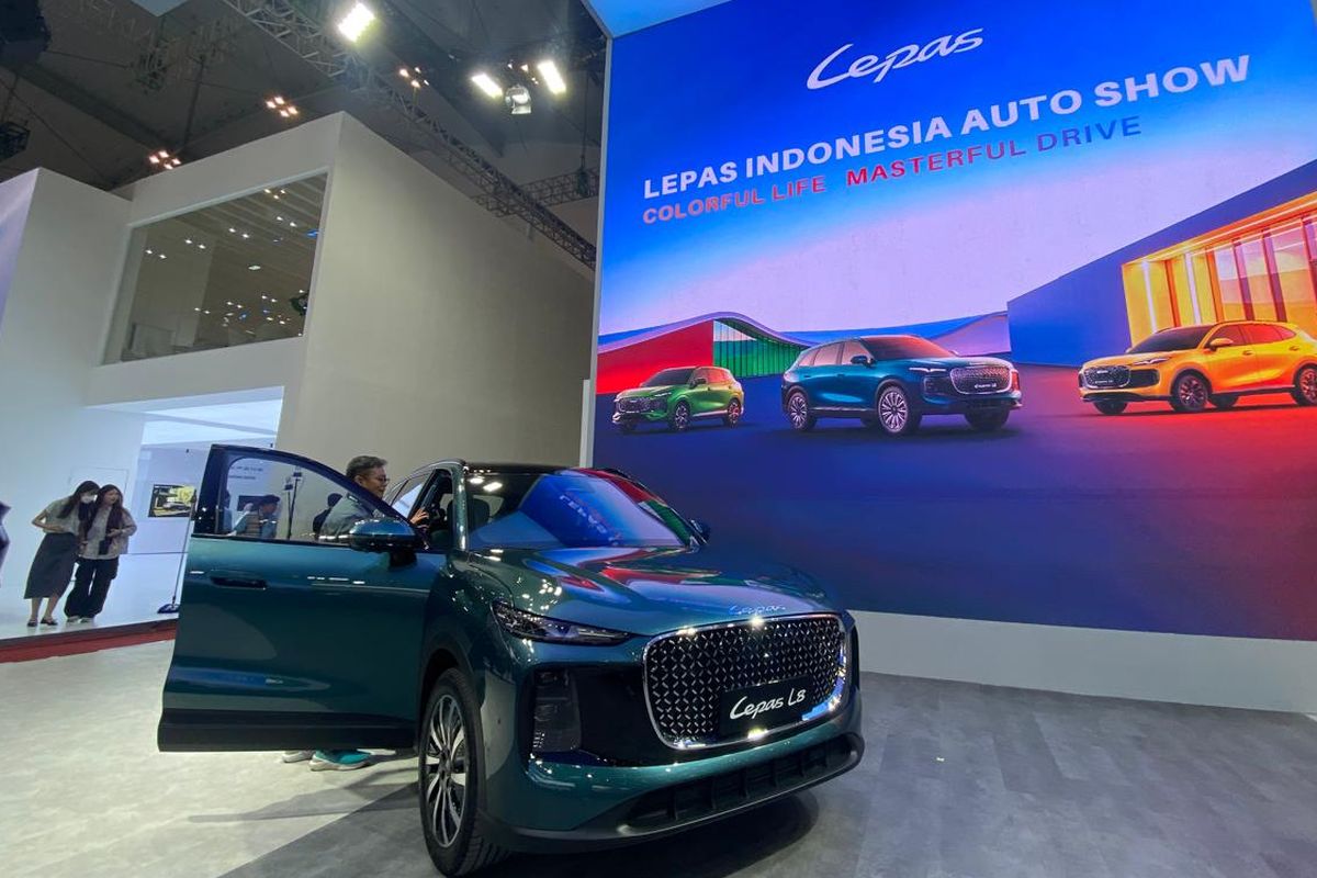 Lepas L8, GIIAS 2025, teknologi hybrid, SUV modern, Lepas L8: SUV Canggih di GIIAS 2025