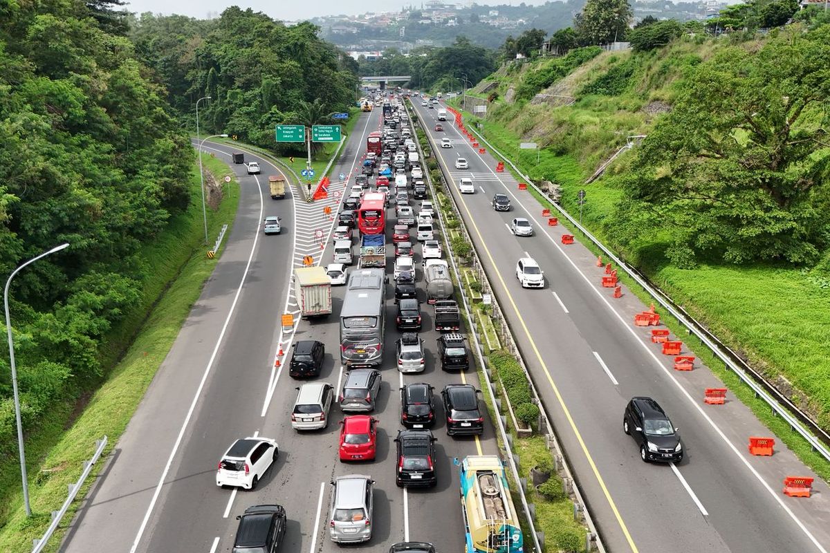 mudik, Mudik Lebaran, one way, rekayasa one way, Lebaran 2025, Larangan Saat Menggunakan Jalur One Way di Tol Mudik Lebaran