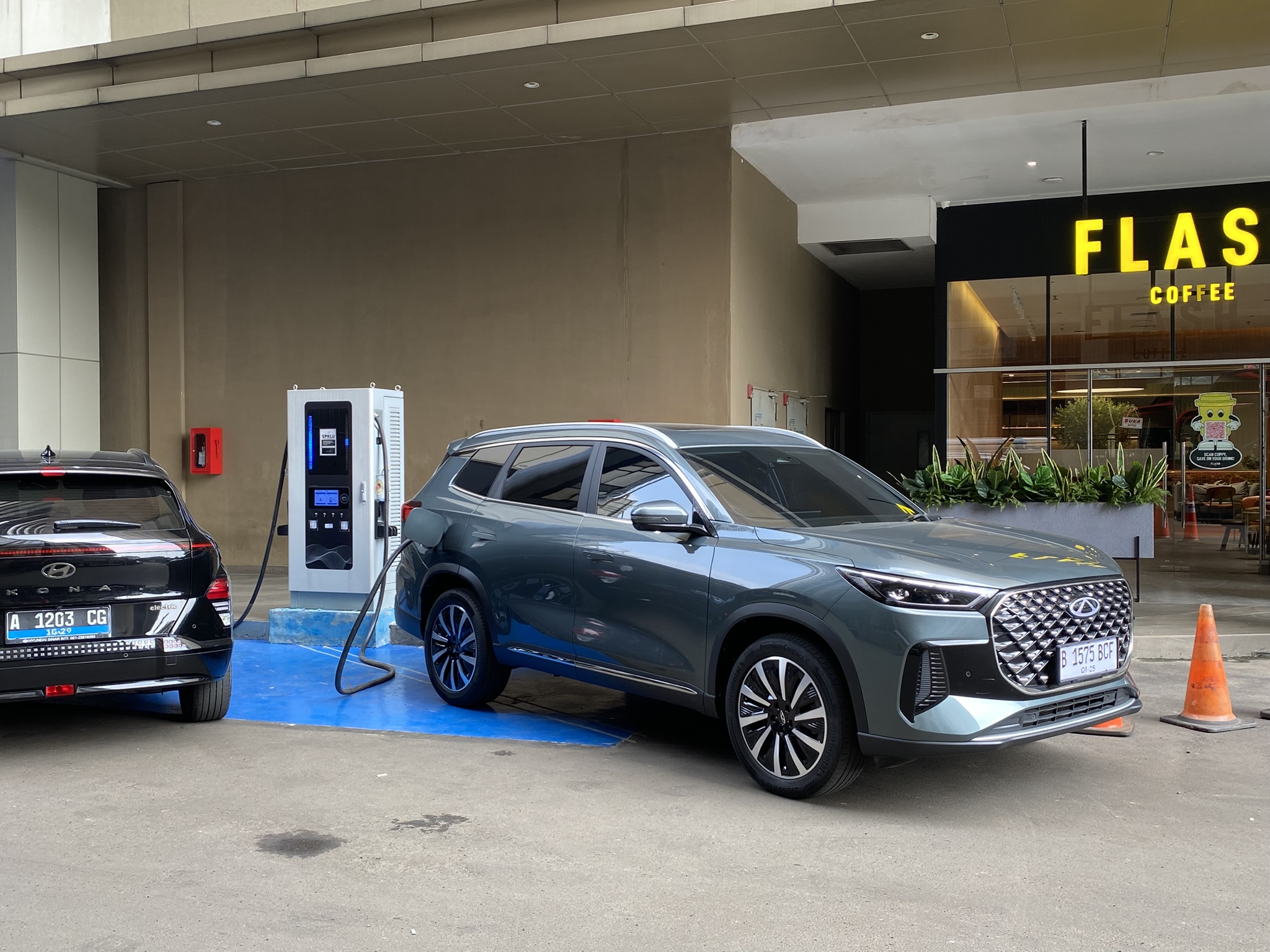 mobil baru, navigasi, chery, head unit, Chery Tiggo 8 CSH, Chery Tiggo 8 CSH Sudah Punya Fitur Ini, Gak Usah Takut Kesasar