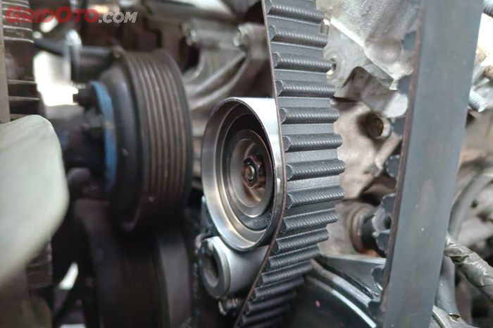 mobil bekas, timing belt, timing belt mobil, kapan timing belt diganti, kapan waktu yang tepat ganti timing belt mobil, Ternyata Ini Waktu Yang Tepat Buat Ganti Timing Belt di Mobil Bekas