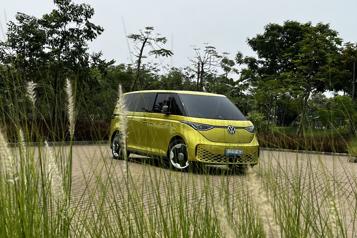 mobil, mobil listrik, ban kempis, VW ID. Buzz, Alasan VW ID. Buzz Tak Punya Ban Serep dan Tire Repair Kit
