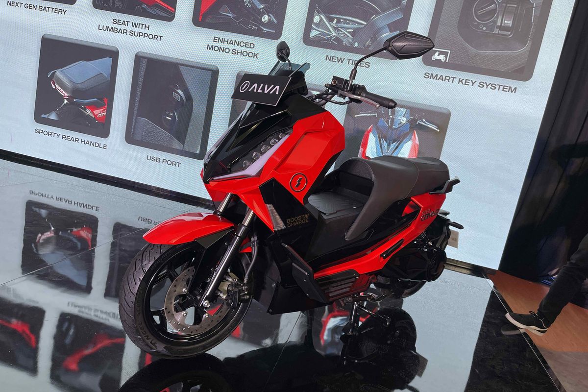 penjualan motor listrik, diskon motor listrik, Subsidi motor listrik, Putu Swaditya Yudha, Alva Siap Hadapi Ketidakpastian Subsidi Motor Listrik