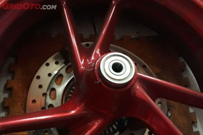 bearing, bearing roda, Banewmas Motor, klaher, bearing oblak, Pantas Bearing Roda Motor Cepat Oblak, Part Ini Sering Lupa Diganti