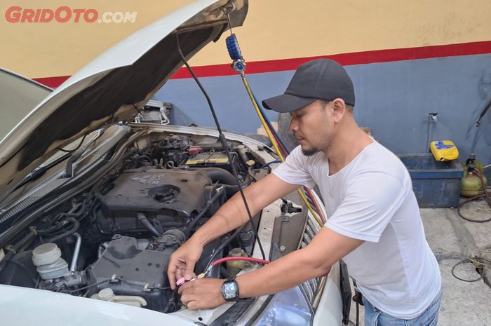 ac mobil, servis ac mobil, Adi Jaya, Jangan Tunggu Rusak, Servis Berkala AC Mobil Setiap Kilometer Segini