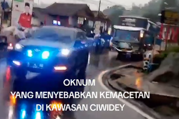 Korlantas, rotator, Polri, sirine, pengawalan, gerakan tot tot wuk wuk, Penggunaan Strobo dan Sirine Dibekukan: Aturan Pengawalan Dievaluasi