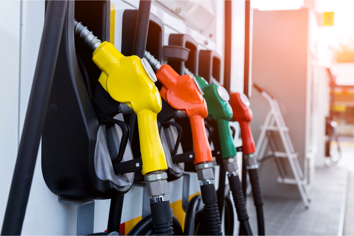 SPBU, Vivo, Pertamax, Bahan bakar minyak, Shell, Pertamina, kendaraan bermotor, BP AKR, Daftar Lengkap BBM di Jakarta Oktober 2025, Pertamina hingga Shell Naik
