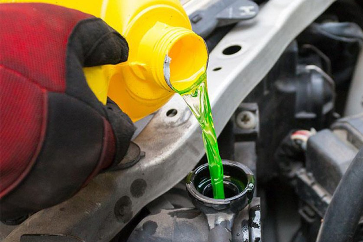 tanda coolant minta ganti, Coolant mobil minta ganti, ganti coolant setelah mudik, Tanda Masa Pakai Coolant Sudah Habis Setelah Mobil Dipakai Mudik
