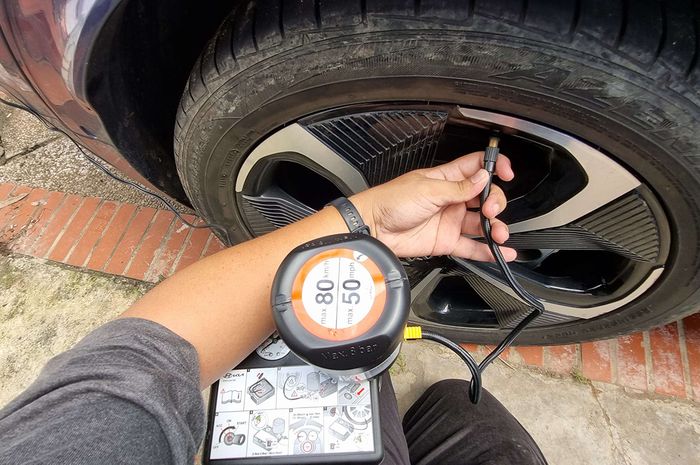 ban mobil, mobil bekas, tekanan angin ban mobil, kapan cek tekanan angin ban, kapan cek tekanan angin ban mobil, Ini Waktu Yang Pas Buat Cek Tekanan Angin Ban Mobil Secara Berkala
