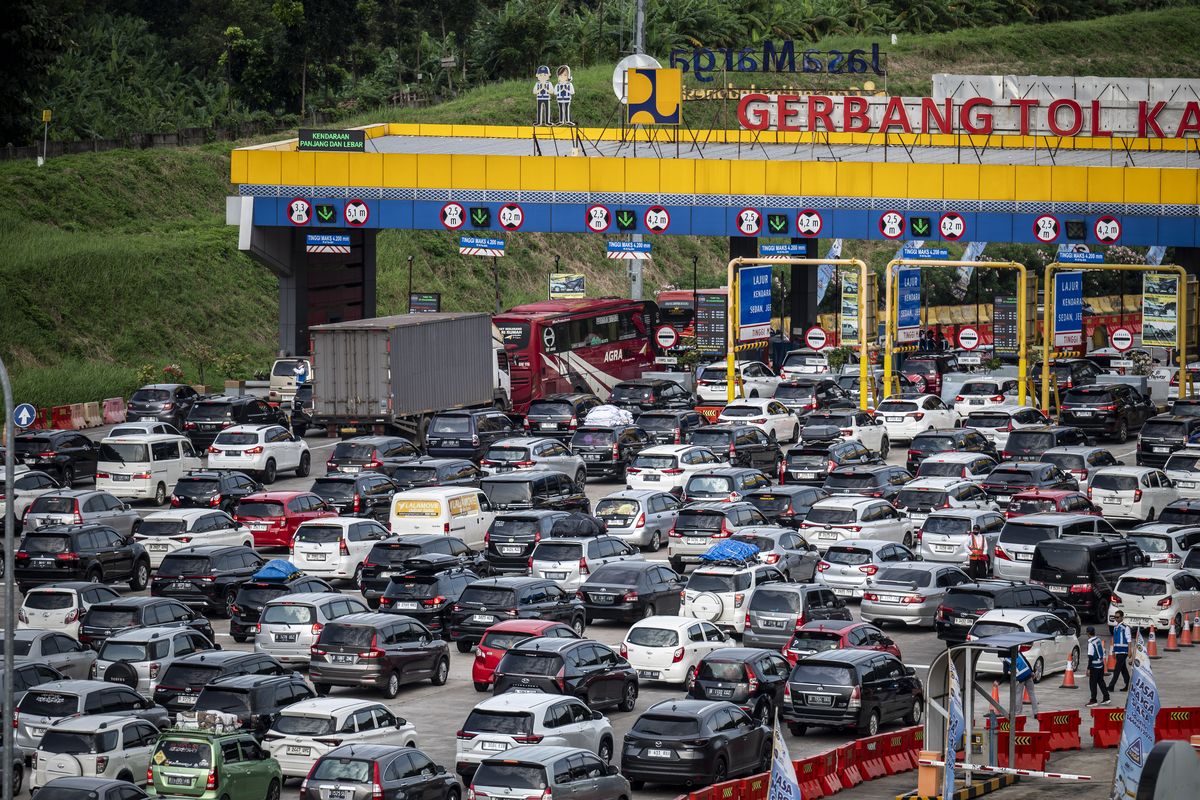 Arus Balik, Lebaran 2025, One Way, arus balik, one way, arus balik Lebaran, Ingat, Cara Mengemudi di Jalur One Way Beda dengan Jalur Biasa