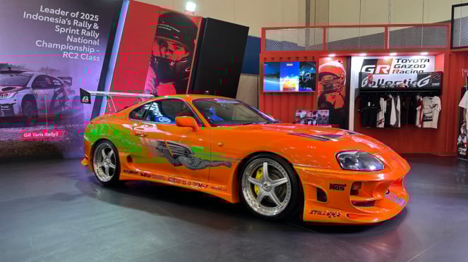 Toyota Supra Mk4 bergaya Fast and Furious di IMX 2025. Toyota Supra Mk4 bergaya Fast and Furious di IMX 2025.