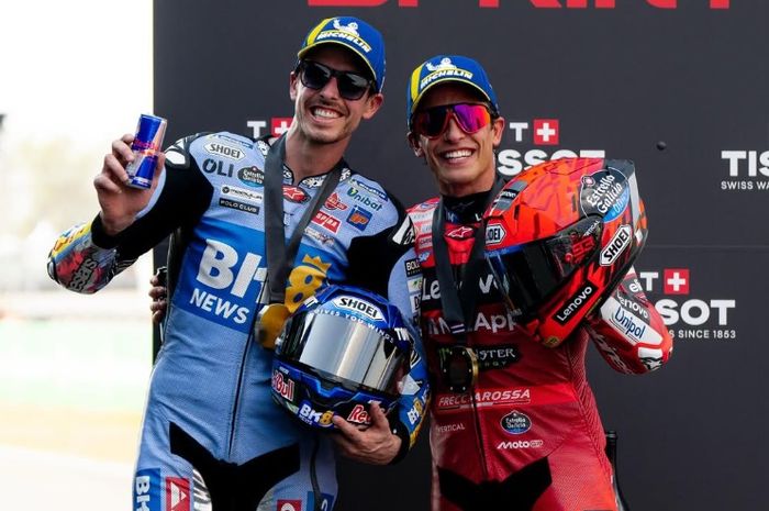Marc Marquez, alex marquez, bursa transfer motogp, pecco bagnaia, Ducati Lenovo, fermin aldeguer, MotoGP 2025, Meski Tampil Impresif, Alex Marquez Dinilai Mustahil Bisa Ikut Sang Kakak di Ducati Lenovo, Ini Alasannya