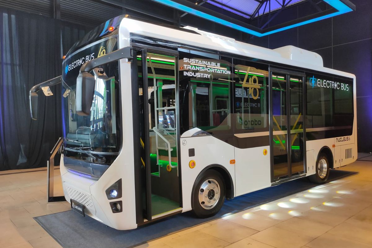 Karoseri Laksana, bus listrik, Nucleus 6, medium bus, karoseri bus, sasis bus, bodi bus baru, nucleus 6, Harga Bus Listrik Nucleus 6 Buatan Karoseri Laksana